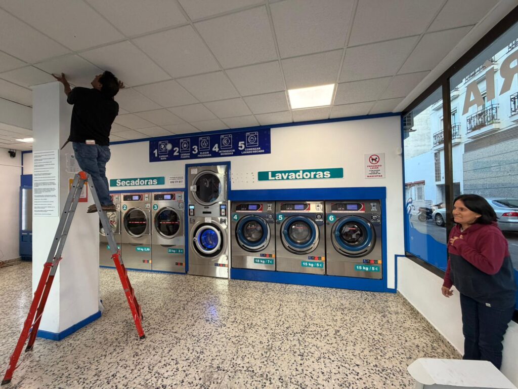 WhatsApp Image 2025-11-11 at 09.00.50 (1)